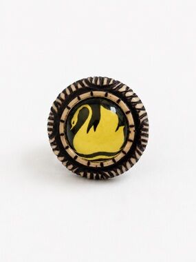 Hot Cakes Yellow and Black Swan Ring